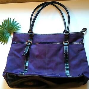 Nine and Co. tote purple for many uses.